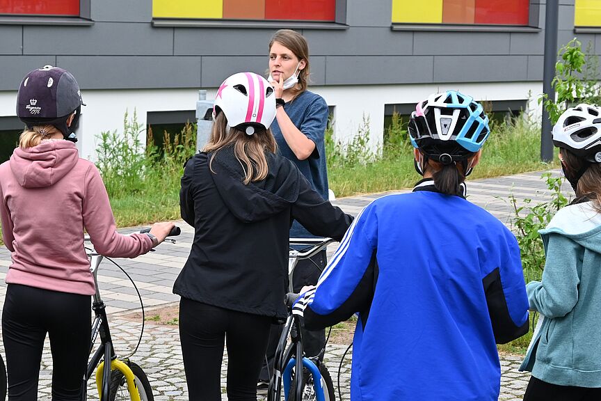 Nicole Burkhardt Nicole Burkhardt