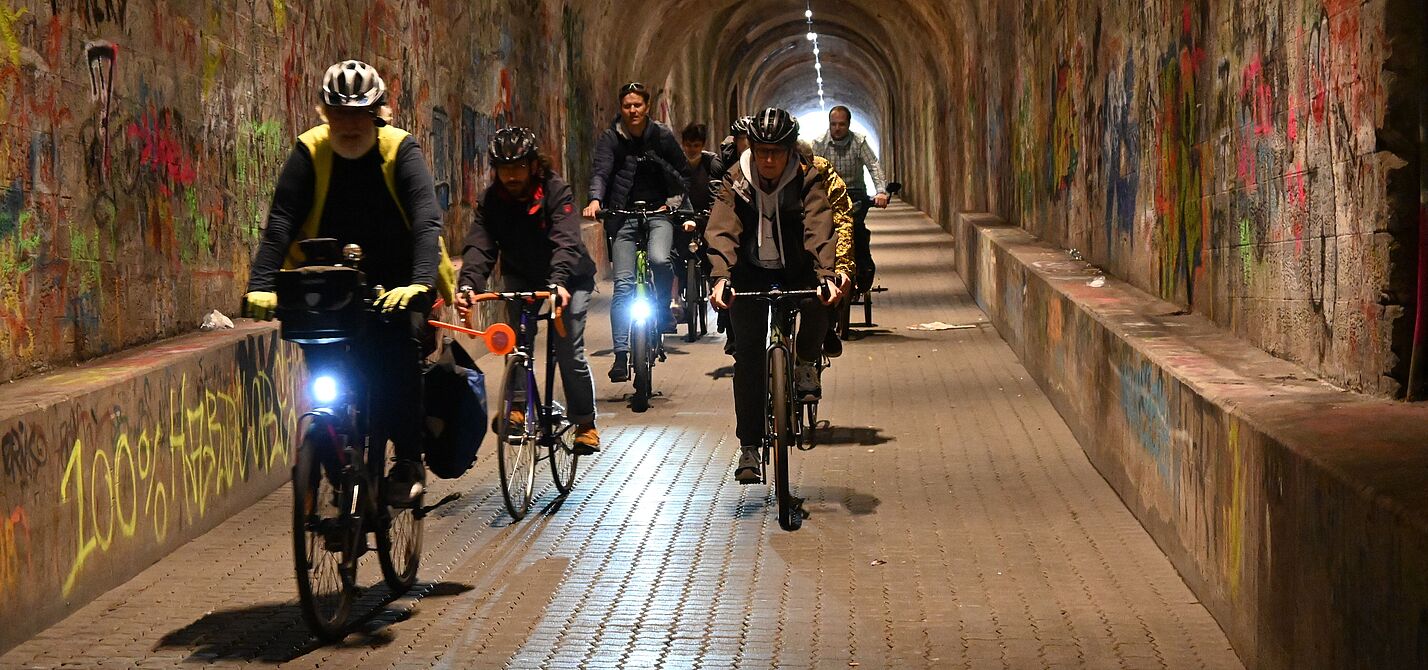 Critical Mass im Lützelbachtunnel