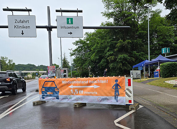 Banneraktion am UKS in Homburg